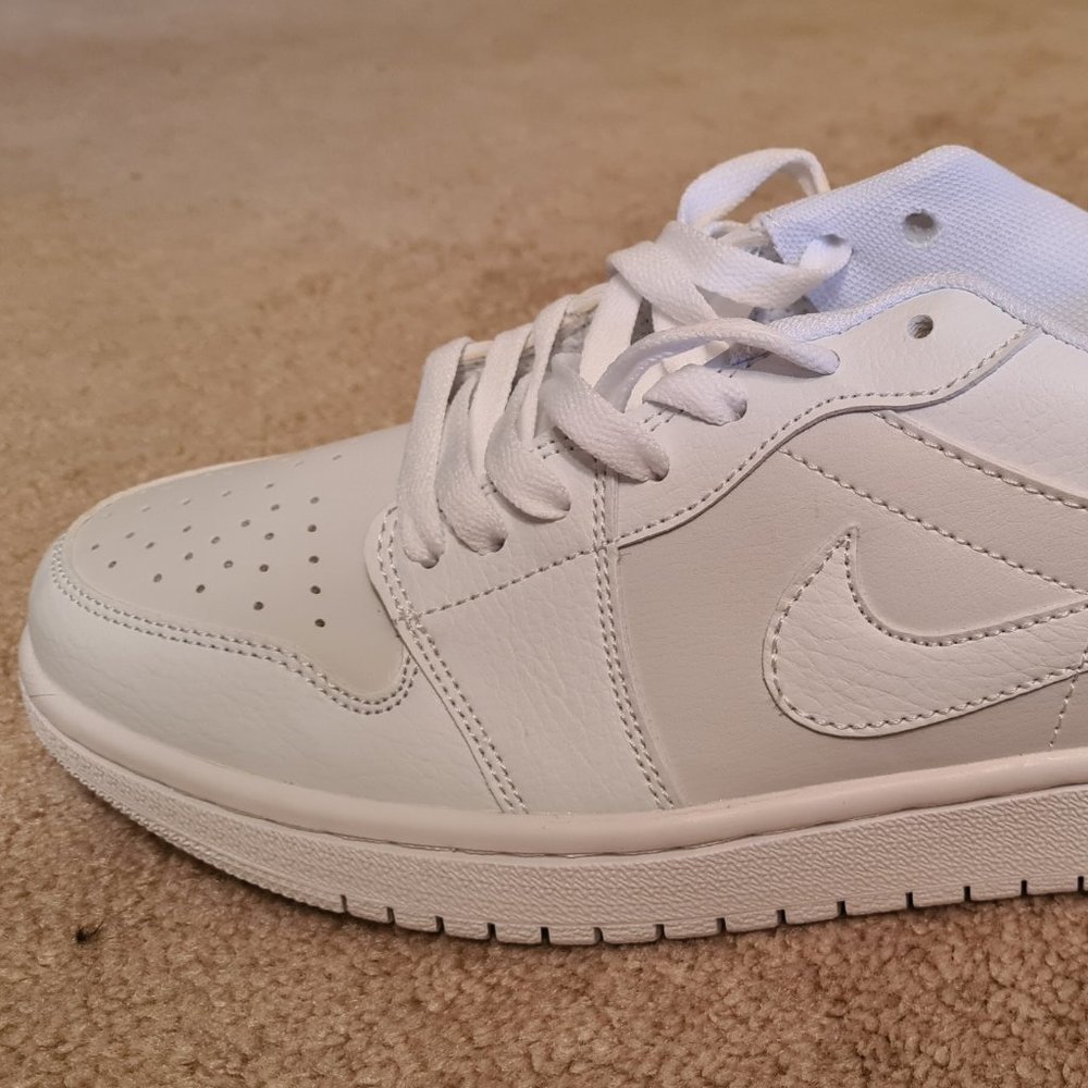 NIKE AIR JORDAN low 1G